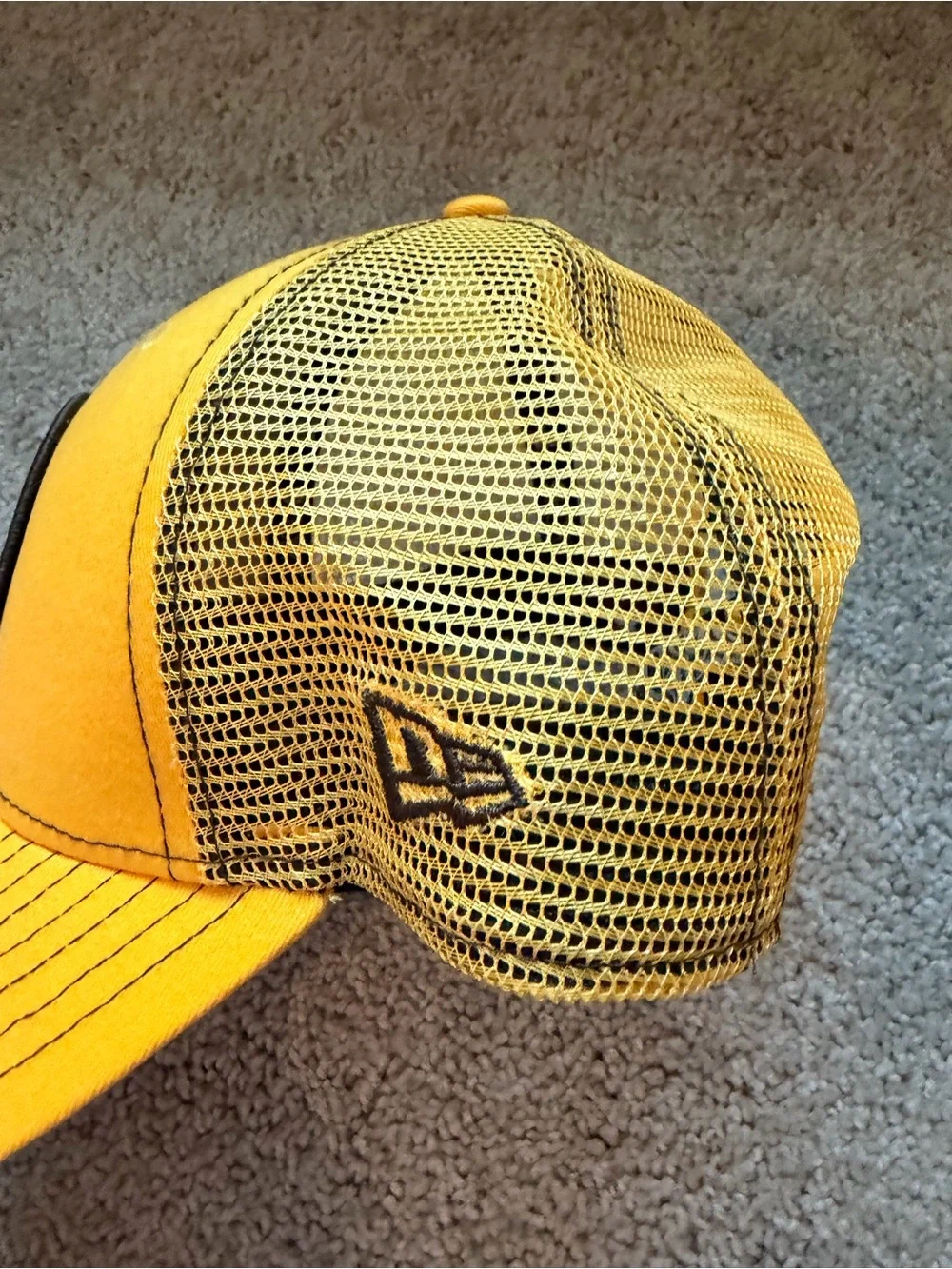 San Diego Padres MLB baseball trucker hat